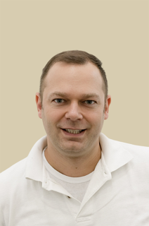 Dr.pharm. Akós Koloszar